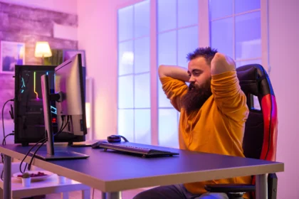 is it best to stretch before or after gaming